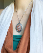 Load image into Gallery viewer, Tee pee canyon agate medallion