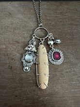 Load image into Gallery viewer, Treasure Medallion