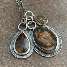 Load image into Gallery viewer, Rio grande rustic and natural sapphire charm set
