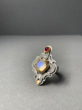 Load image into Gallery viewer, Moonstone and tourmaline ring set in 22k gold
