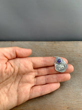 Load image into Gallery viewer, Tanzanite lion charm