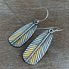 Load image into Gallery viewer, Keum Boo Feather Earrings