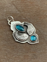 Load image into Gallery viewer, Fish Kiss Necklace