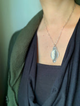 Load image into Gallery viewer, Smokey quartz pendant