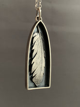 Load image into Gallery viewer, Feather shrine