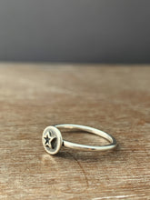 Load image into Gallery viewer, Star ring size 7