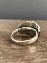 Load image into Gallery viewer, Winged eye ring size 8.5