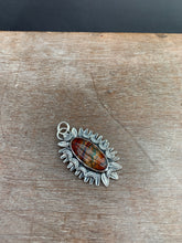 Load image into Gallery viewer, Dragon Vein Agate pendant