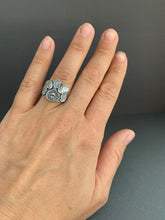 Load image into Gallery viewer, Small size 6 oak leaf and moon shield ring
