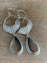 Load image into Gallery viewer, Montana agate earrings