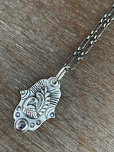 Load image into Gallery viewer, Fluorite bird charm necklace