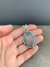 Load image into Gallery viewer, Tibetan quartz medallion