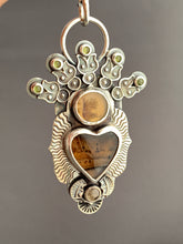 Load image into Gallery viewer, Montana agate sacred heart pendant