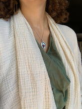 Load image into Gallery viewer, Rosarita Sacred Heart Pendant