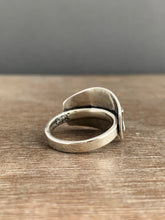 Load image into Gallery viewer, Triple moon ring size 8
