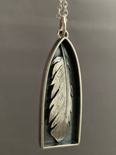 Load image into Gallery viewer, Feather shrine