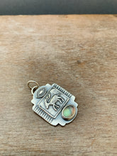 Load image into Gallery viewer, Small Wandering deer with a labradorite pendant