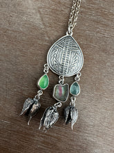 Load image into Gallery viewer, Seed pods Medallion