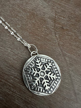 Load image into Gallery viewer, Single Silver Snowflake