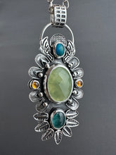 Load image into Gallery viewer, Multi stone elaborate pendant
