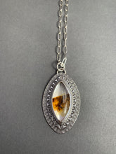 Load image into Gallery viewer, Dendritic quartz