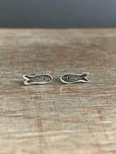 Load image into Gallery viewer, Fish stud earrings