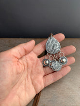 Load image into Gallery viewer, Jingly Medallion