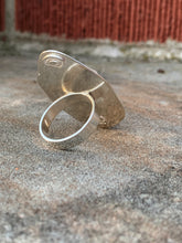 Load image into Gallery viewer, Reserved* Tibetan quartz crystal ring