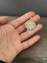 Load image into Gallery viewer, Single Snowflake Pendant