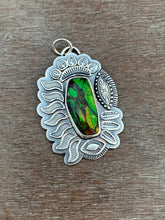 Load image into Gallery viewer, Ammolite dragon scale pendant