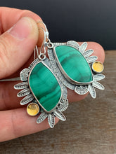 Load image into Gallery viewer, Malachite earrings