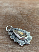 Load image into Gallery viewer, Rutilated Quartz Shard pendant