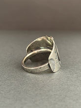 Load image into Gallery viewer, Medium Size 7.5 twin moon shield ring