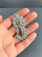 Load image into Gallery viewer, Rutilated quartz and orange kyanite pendant