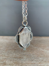 Load image into Gallery viewer, Tibetan quartz medallion