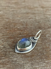 Load image into Gallery viewer, Labradorite charm