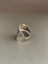 Load image into Gallery viewer, Large size 8 winged moon shield ring