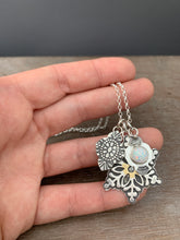 Load image into Gallery viewer, Snowflake Charm set #1