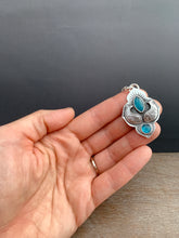 Load image into Gallery viewer, Fish Kiss Necklace