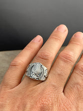 Load image into Gallery viewer, Medium size 6.5 bonfire symbol shield ring