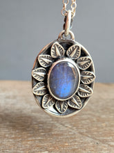 Load image into Gallery viewer, Labradorite double sided pendant