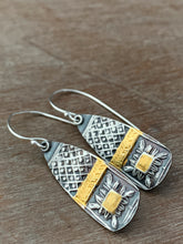 Load image into Gallery viewer, Keum Boo Basket Weave Earrings