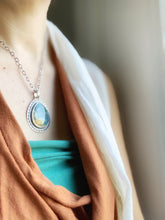 Load image into Gallery viewer, Plume agate doublet medallion