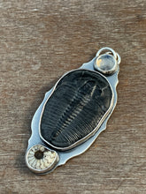 Load image into Gallery viewer, Fossil and moonstone pendant