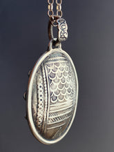 Load image into Gallery viewer, Labradorite double sided pendant