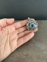 Load image into Gallery viewer, K2 Fish Parable Pendant