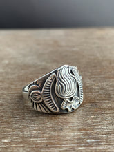 Load image into Gallery viewer, Medium size 6.5 bonfire symbol shield ring