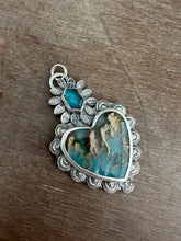 Load image into Gallery viewer, Plume agate Sacred heart