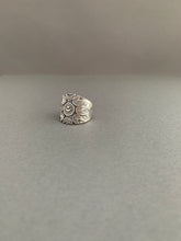 Load image into Gallery viewer, Medium Size 7 moon shield ring