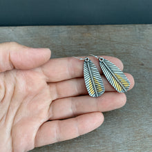 Load image into Gallery viewer, Keum Boo Feather Earrings